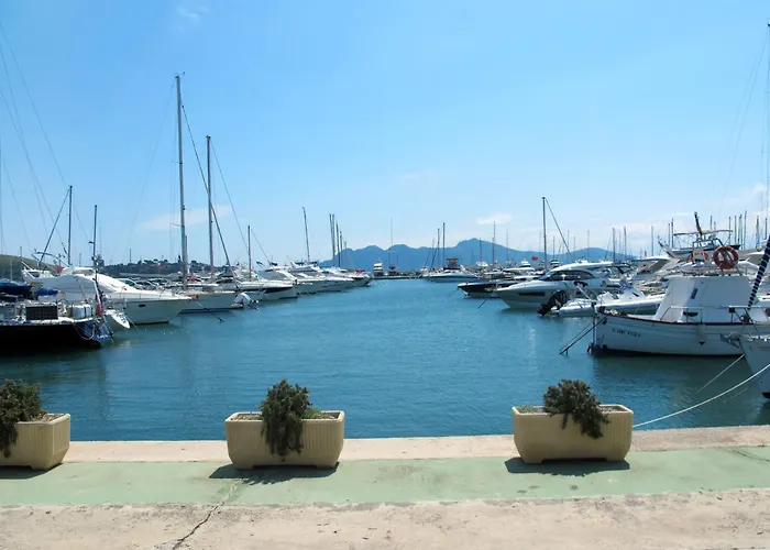 Guillo- 300 Jahre Geschichte An Einem Zeitlosen Ort By Interhome Hébergement de vacances *