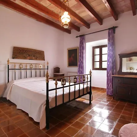 Holiday home Guillo- 300 Jahre Geschichte An Einem Zeitlosen Ort By Interhome Pollenca