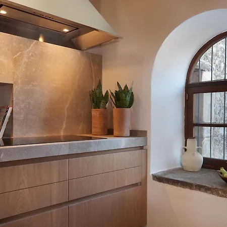 Guillo- 300 Jahre Geschichte An Einem Zeitlosen Ort By Interhome Holiday home *