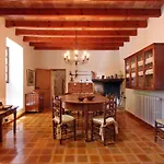 Guillo- 300 Jahre Geschichte An Einem Zeitlosen Ort By Interhome