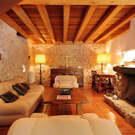 Holiday home Guillo- 300 Jahre Geschichte An Einem Zeitlosen Ort By Interhome Pollenca