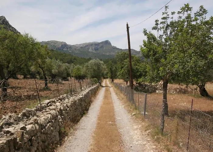 Holiday home Guillo- 300 Jahre Geschichte An Einem Zeitlosen Ort By Interhome