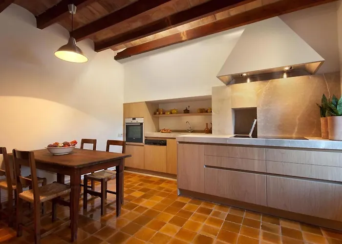 Guillo- 300 Jahre Geschichte An Einem Zeitlosen Ort By Interhome Сasa de vacaciones